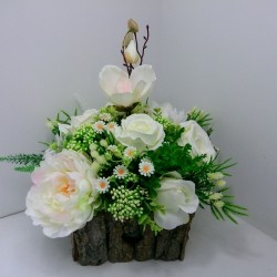 Stroik na stół, komodę - koszyk, róże, magnolia