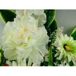 Peonie, róże, gerbery.Stroik na grób cmentarz biały /626
