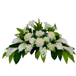 Białe kalle, róże frezje stroik na grób cmentarz dekoracja nagrobna /158