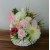 Stroik na stół - koszyk wiklinowy, róże, tulipany Dzień Matki, Ojca, Walentynki